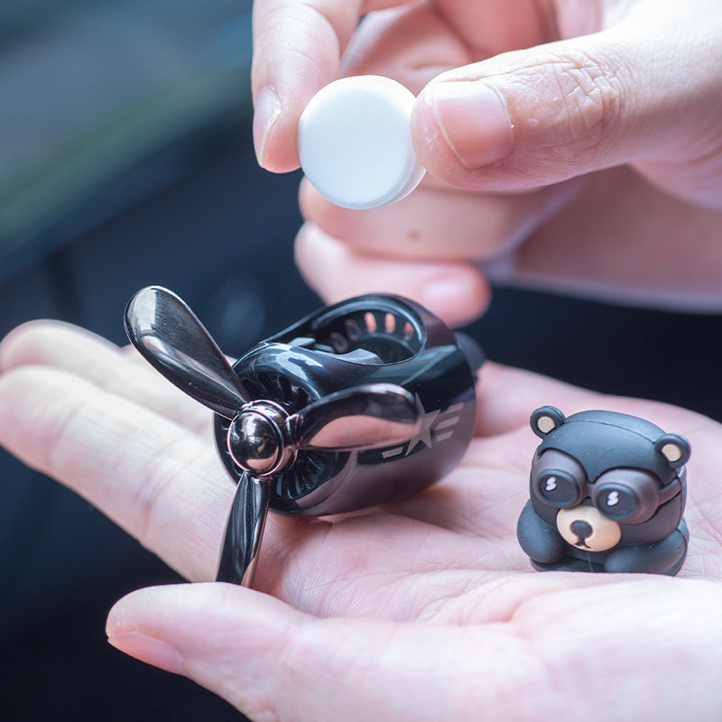 Aromea | Cartoon Car Air Freshener - Vent Clip, Aromatherapy,Cute Aromea